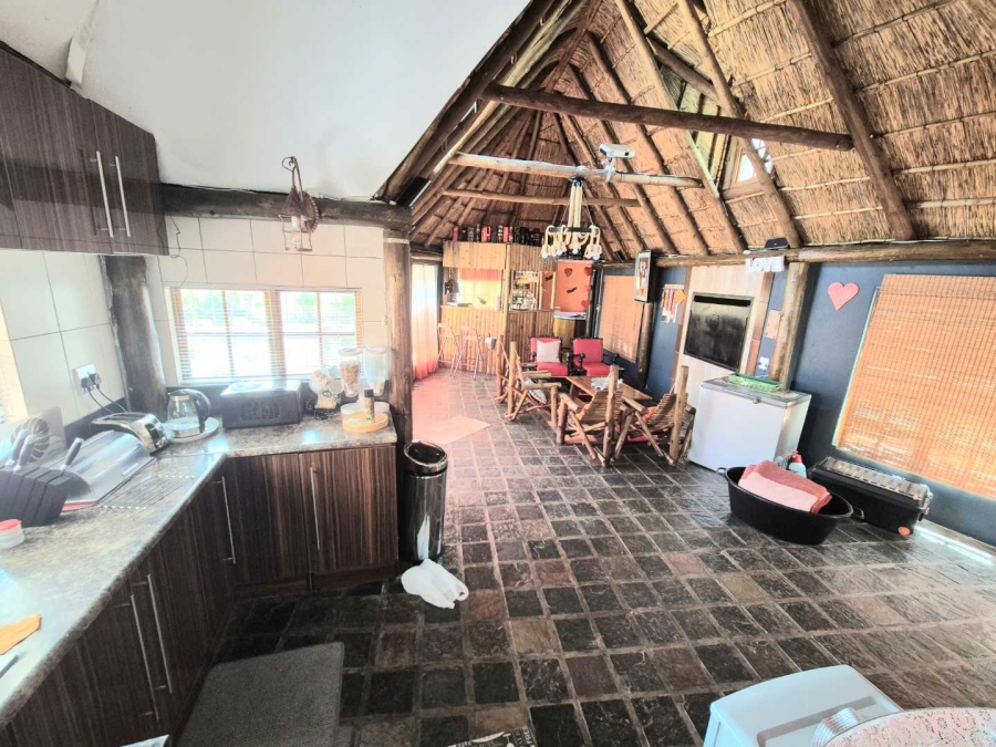 4 Bedroom Property for Sale in Fleurdal Free State